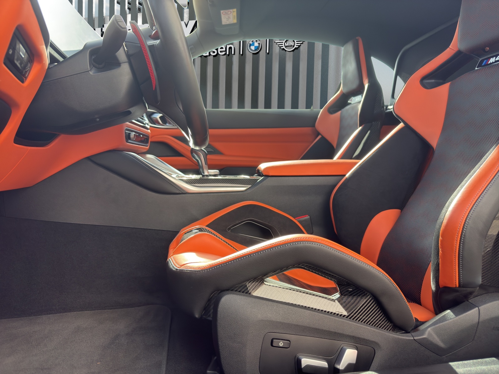 BMW M4 Competition xDrive Cabrio M CARBON SCHALENSITZE-image-16