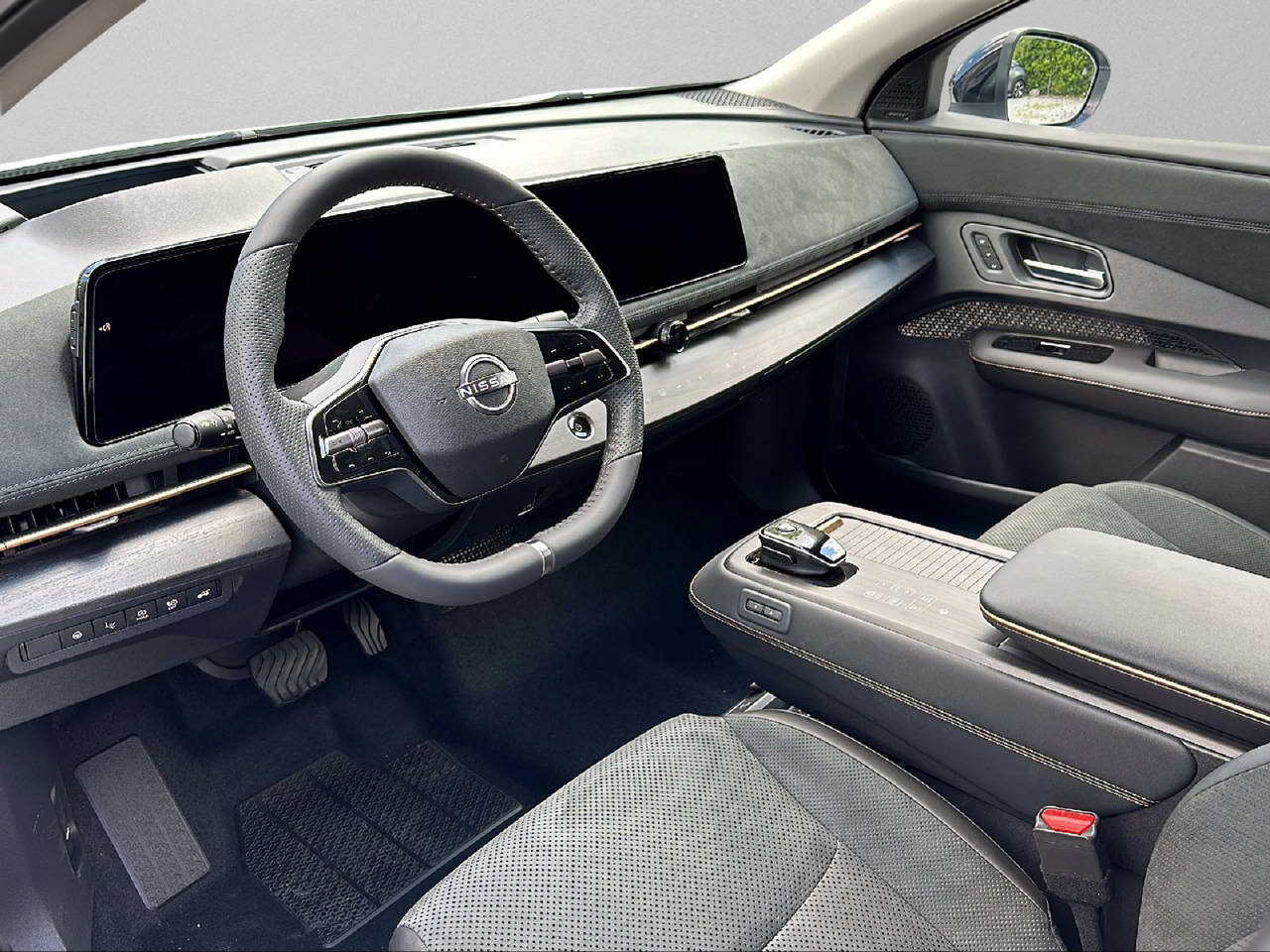 NISSAN Ariya Evolve e-4orce 306 PS-image-5