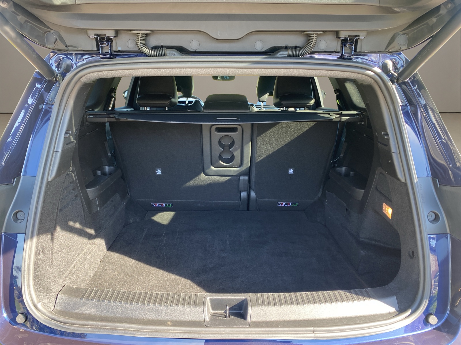 RENAULT Espace 1.2 E-Tech 200 Esprit Alpine 5-Sitze-image-11