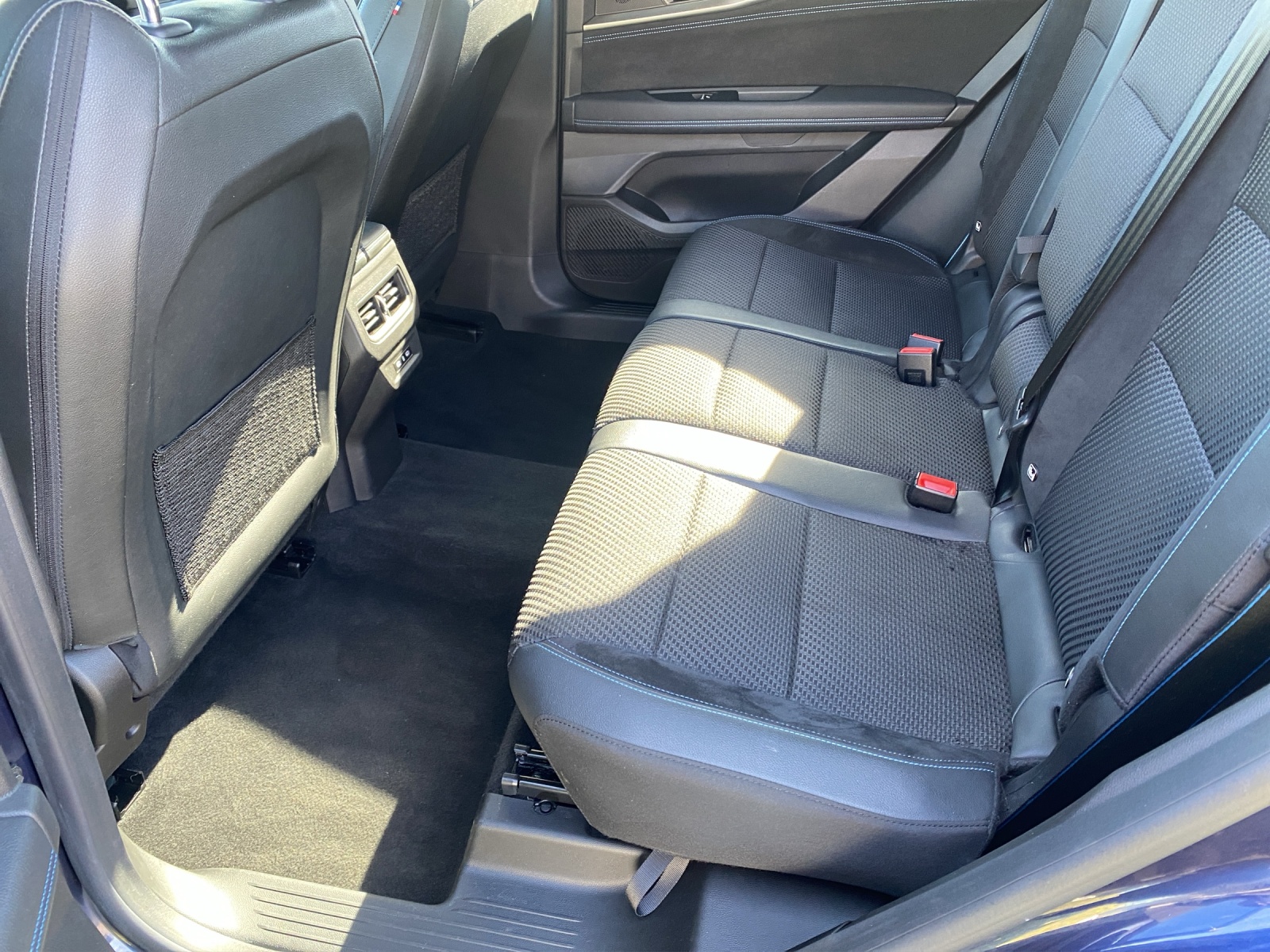 RENAULT Espace 1.2 E-Tech 200 Esprit Alpine 5-Sitze-image-9
