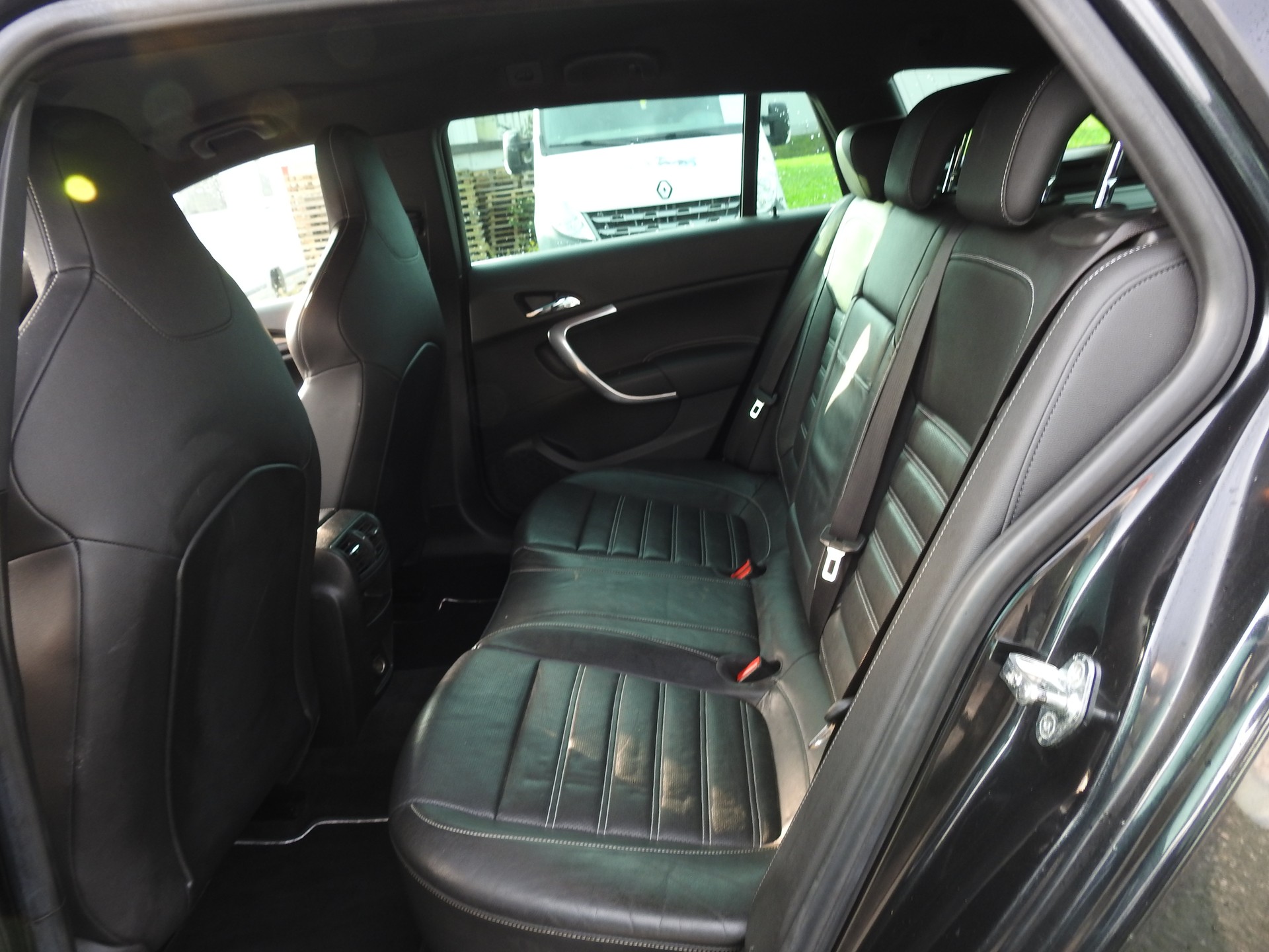 OPEL Insignia Sports Tourer 2.8 Turbo OPC 4WD Automatic-image-14