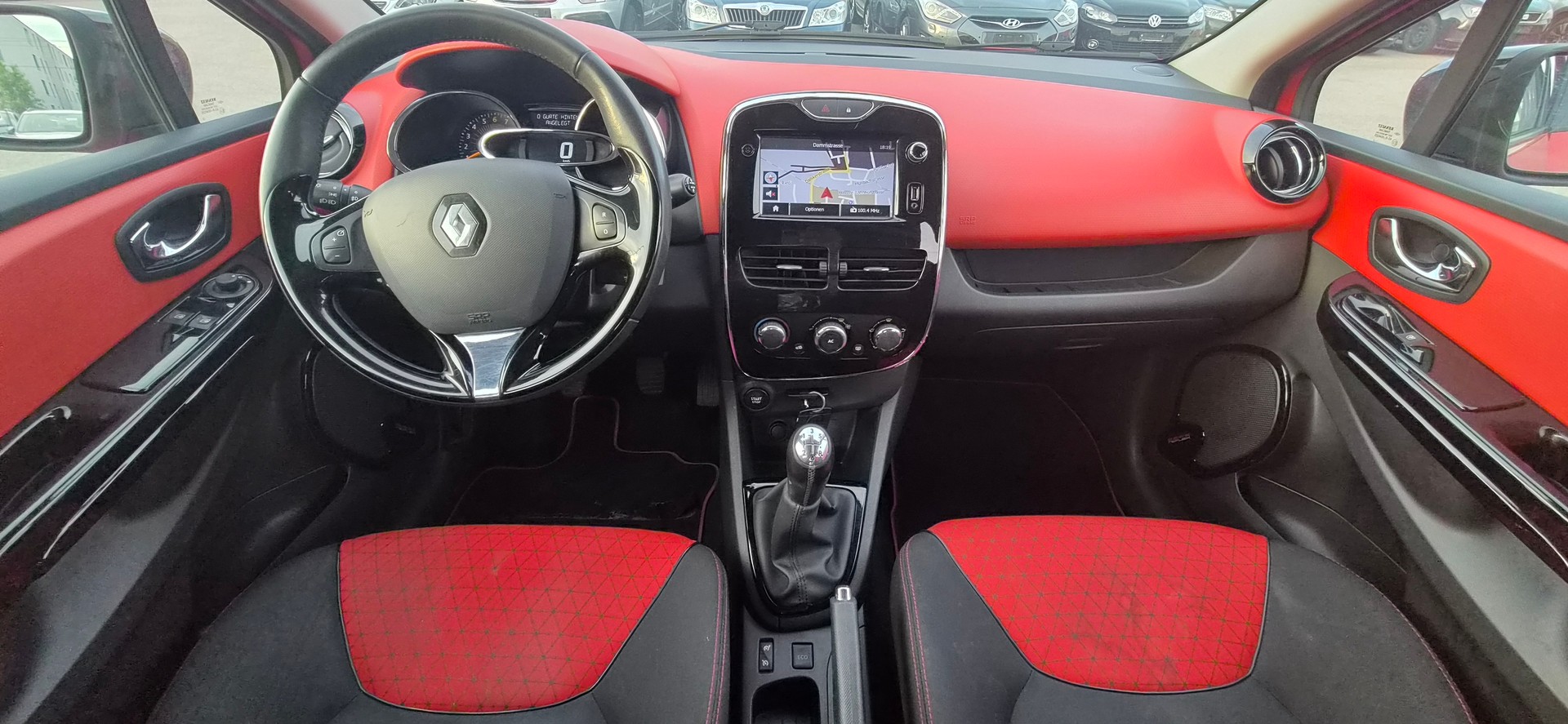 RENAULT Clio 0.9 12V Expression-image-8