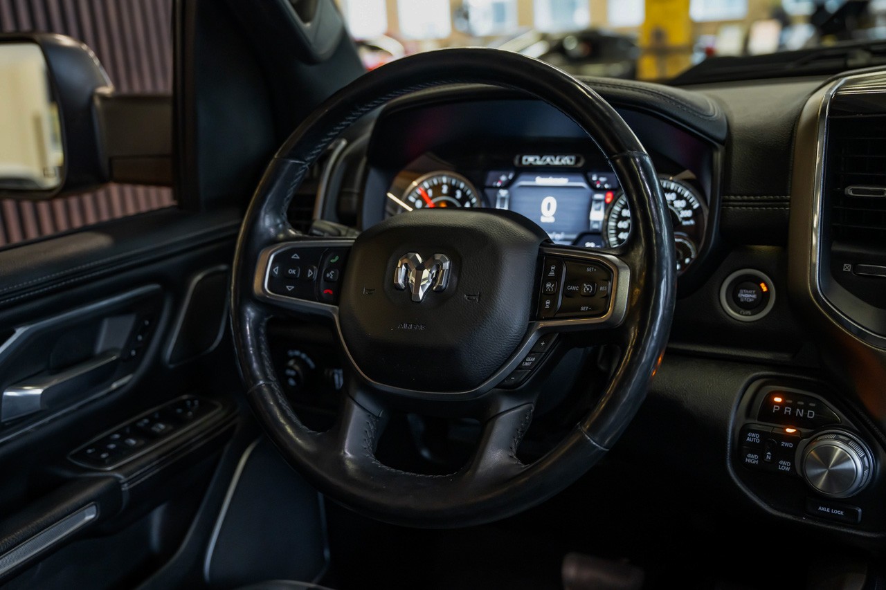 DODGE RAM 1500 5.7 V8 Hemi Laramie-image-33