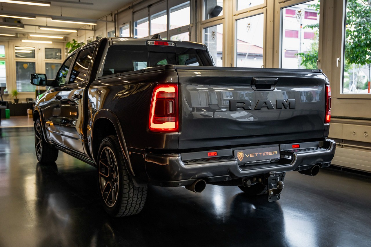 DODGE RAM 1500 5.7 V8 Hemi Laramie-image-4
