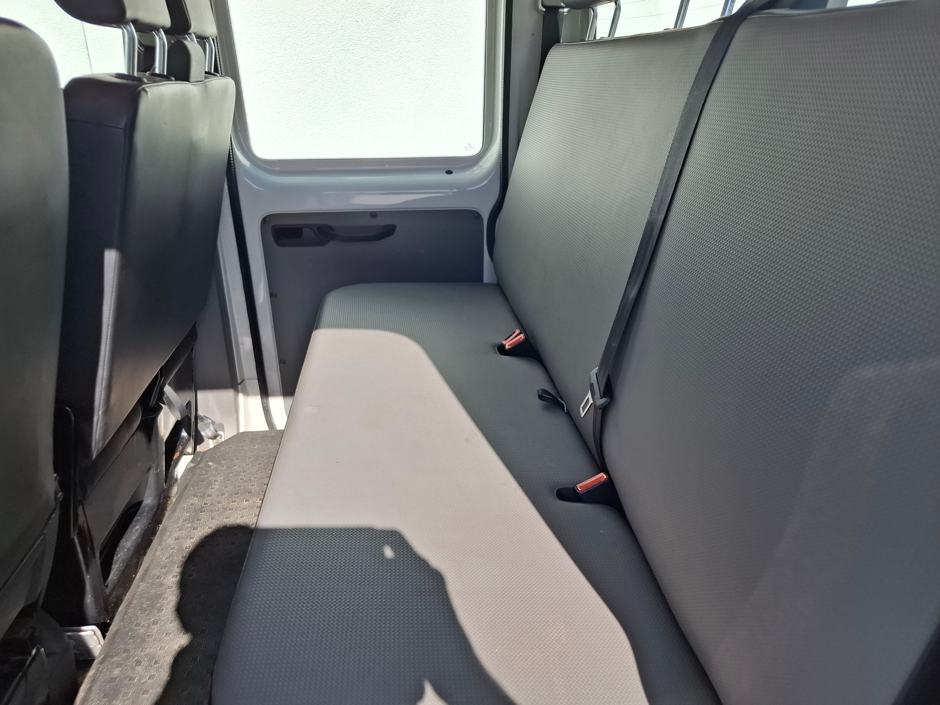 VW T6.1 2.0 TDI 150PS 4MOTION 4X4 DOKA 6SITZE-image-5