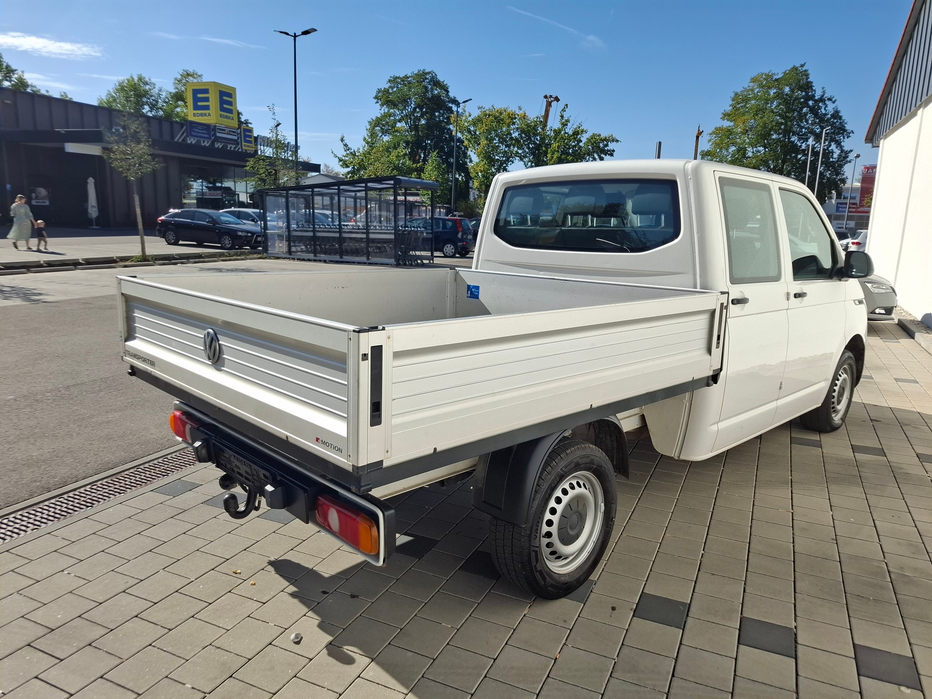 VW T6.1 2.0 TDI 150PS 4MOTION 4X4 DOKA 6SITZE-image-2