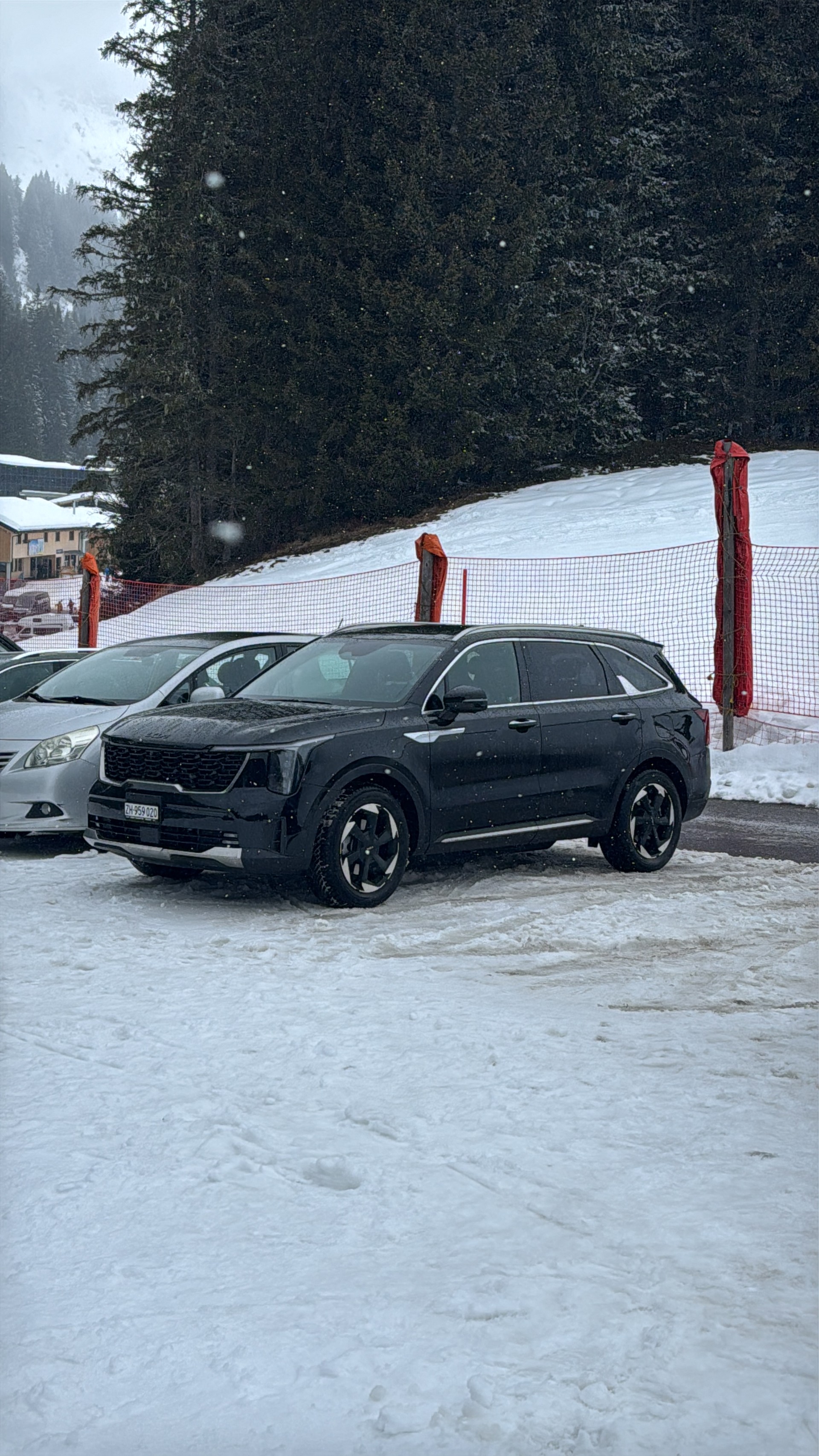 KIA 1.6 T-GDi Plug-in Hybrid Style 7P-image-3