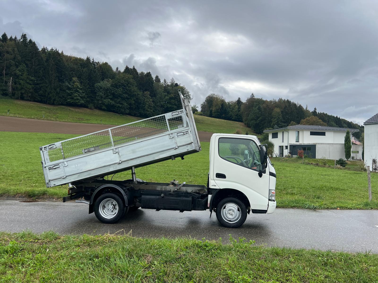 TOYOTA Dyna 150 3.0 SWB-image-1