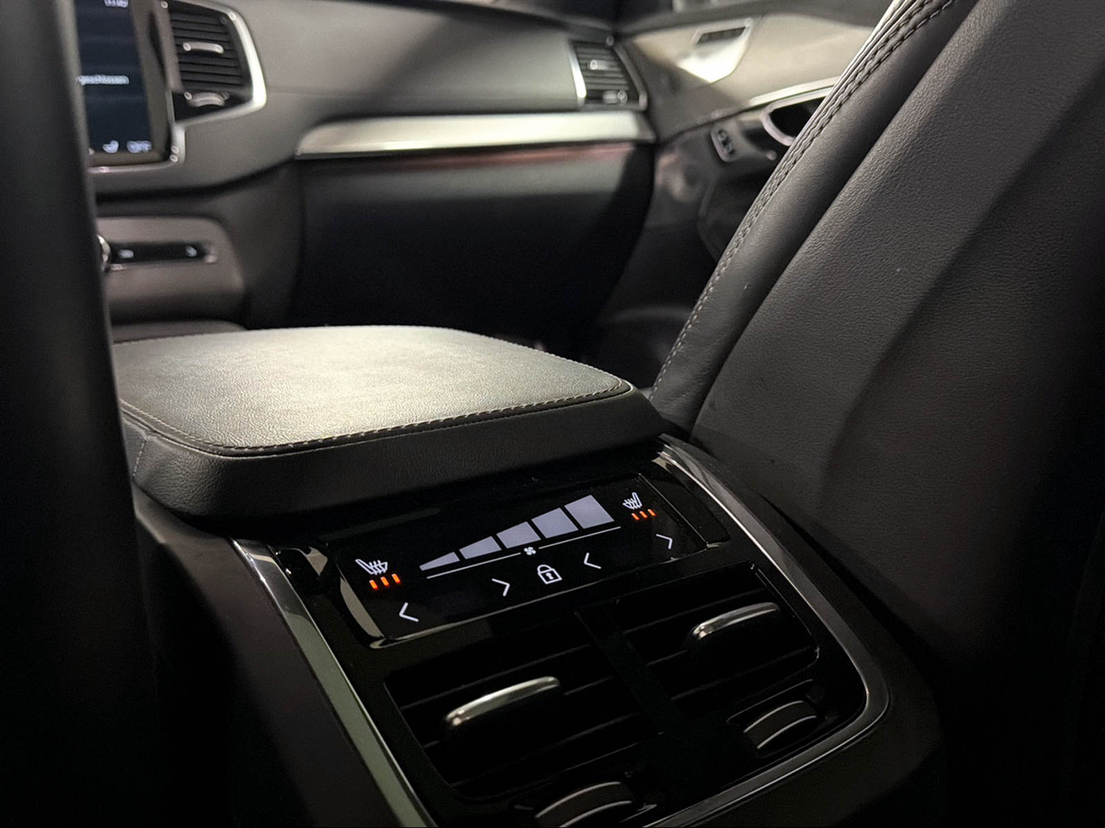 VOLVO XC90 2.0 T8 TE R-Design 7P. eAWD-image-18