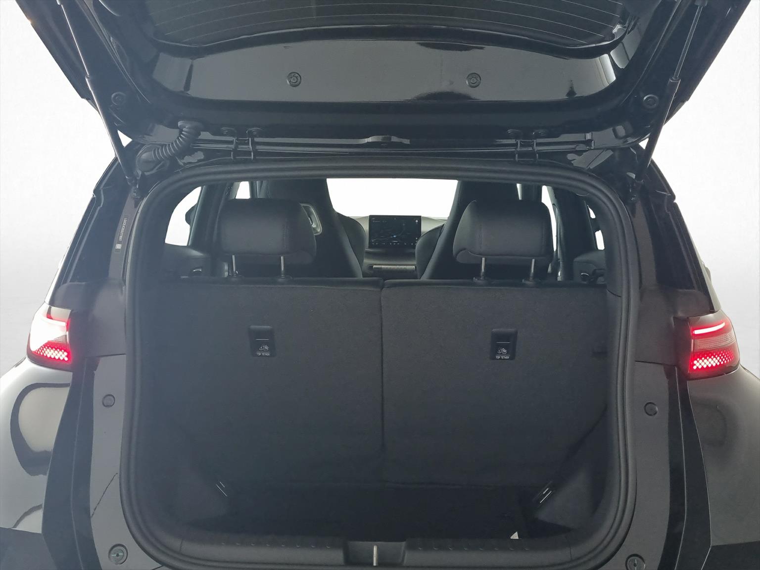 BYD Dolphin Surf 43kWh Comfort-image-14