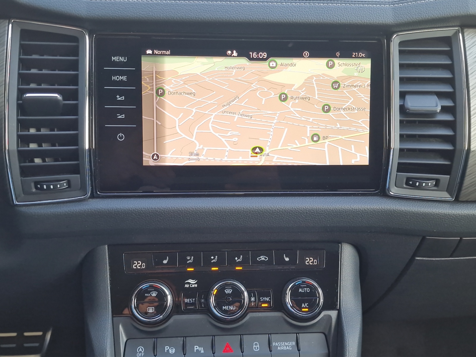 SKODA Kodiaq 2.0 TDI CR Style 4x4 DSG-image-8