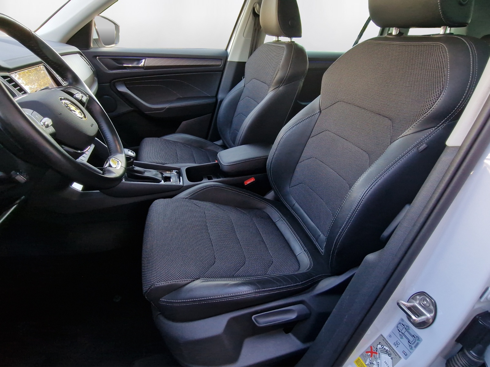 SKODA Kodiaq 2.0 TDI CR Style 4x4 DSG-image-9