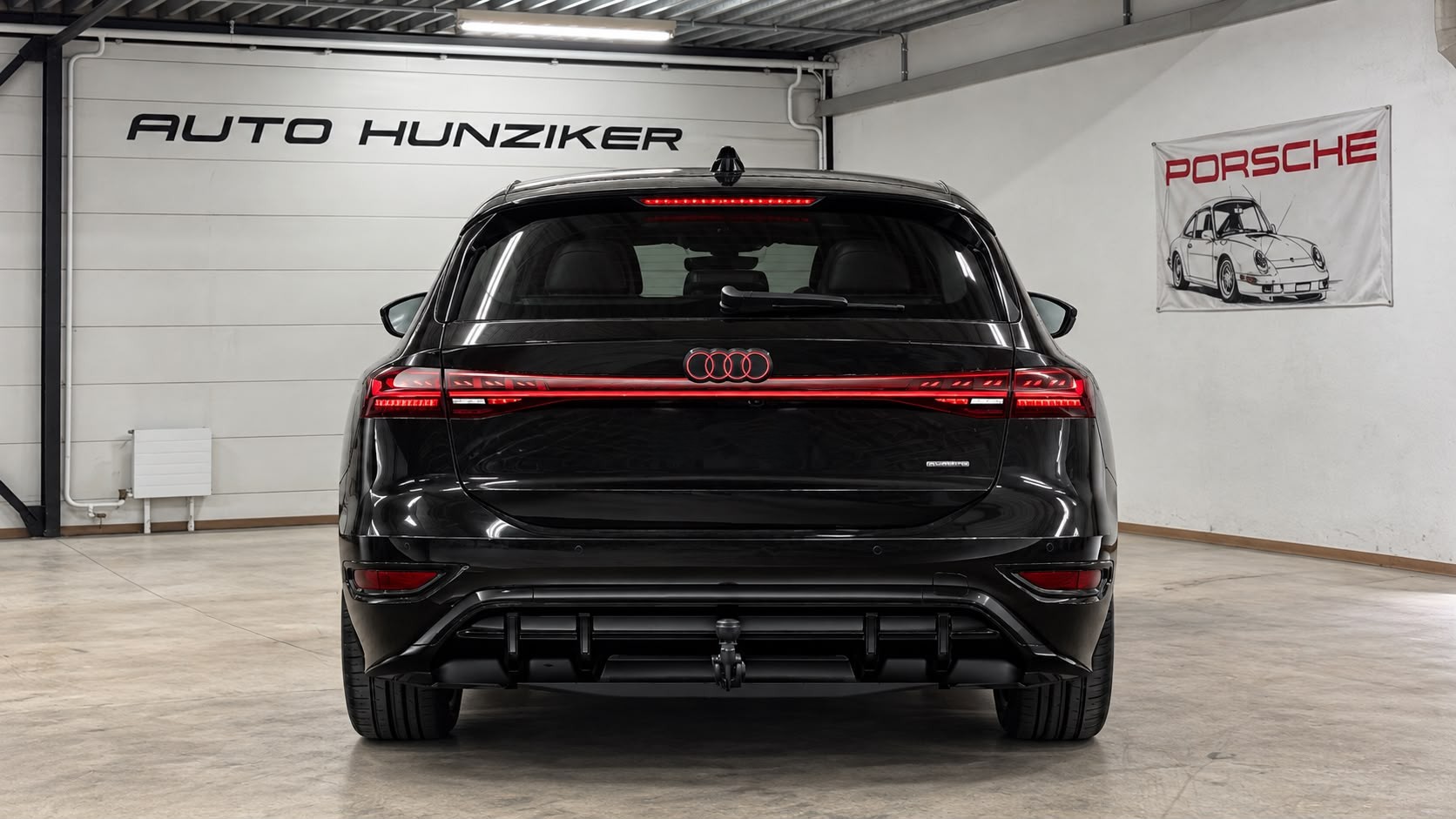 AUDI A6 Avant e-tron S-LINE Full-Black quattro 429PS // CH-Fahrzeug-image-4