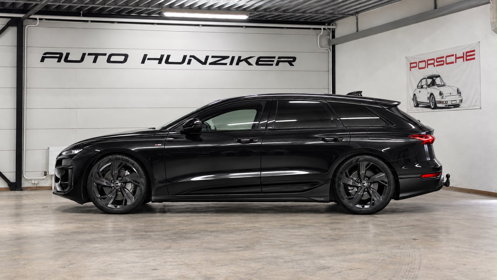 AUDI A6 Avant e-tron S-LINE Full-Black quattro 429PS // CH-Fahrzeug-image-2