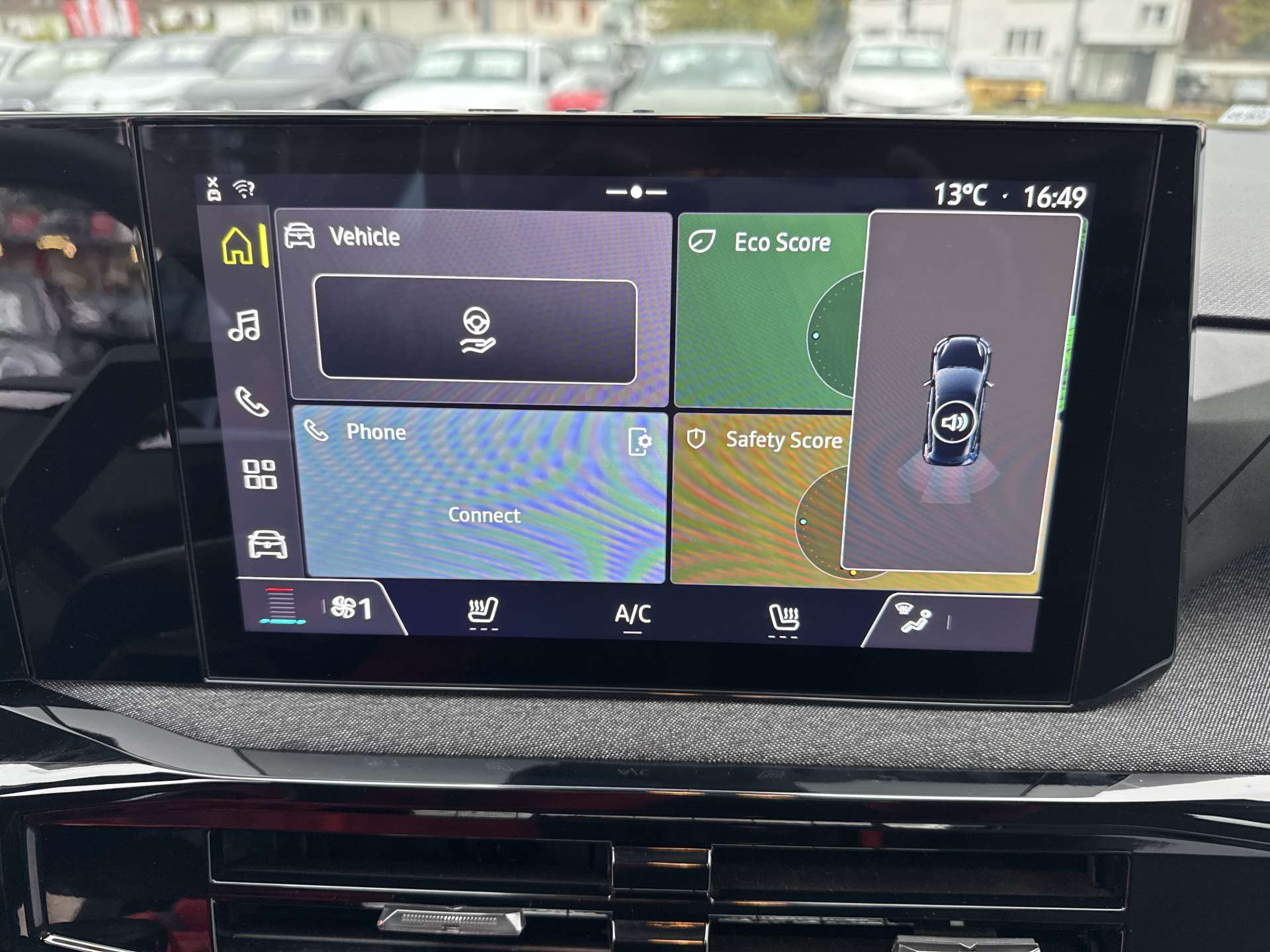RENAULT Clio 1.2 TCe Evolution NEUES MODELL EDC-Automat-image-9