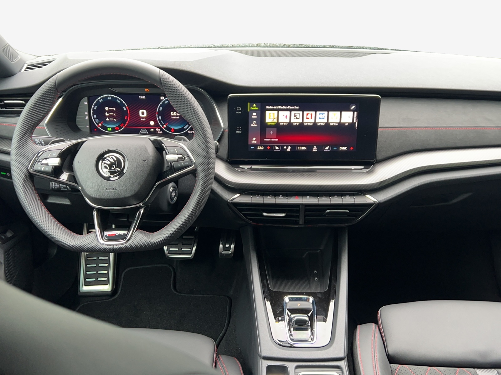 SKODA Octavia Combi 2.0 TSI DSG RS-image-6