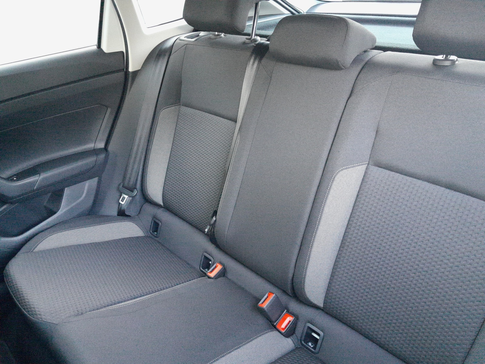 VW Taigo 1.0 TSI Life United DSG-image-11