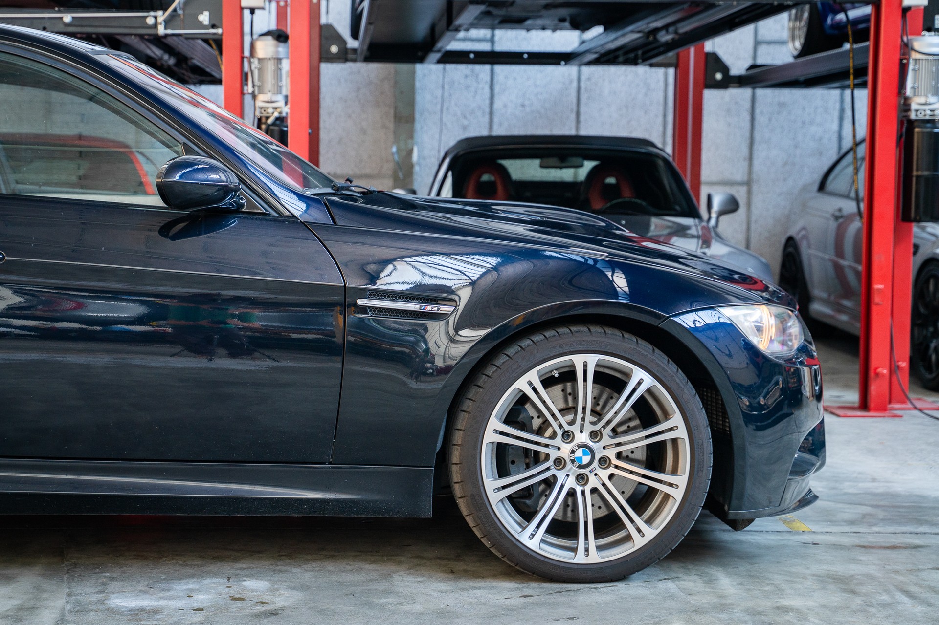 BMW M3 E90 LCI Handschalter-image-6