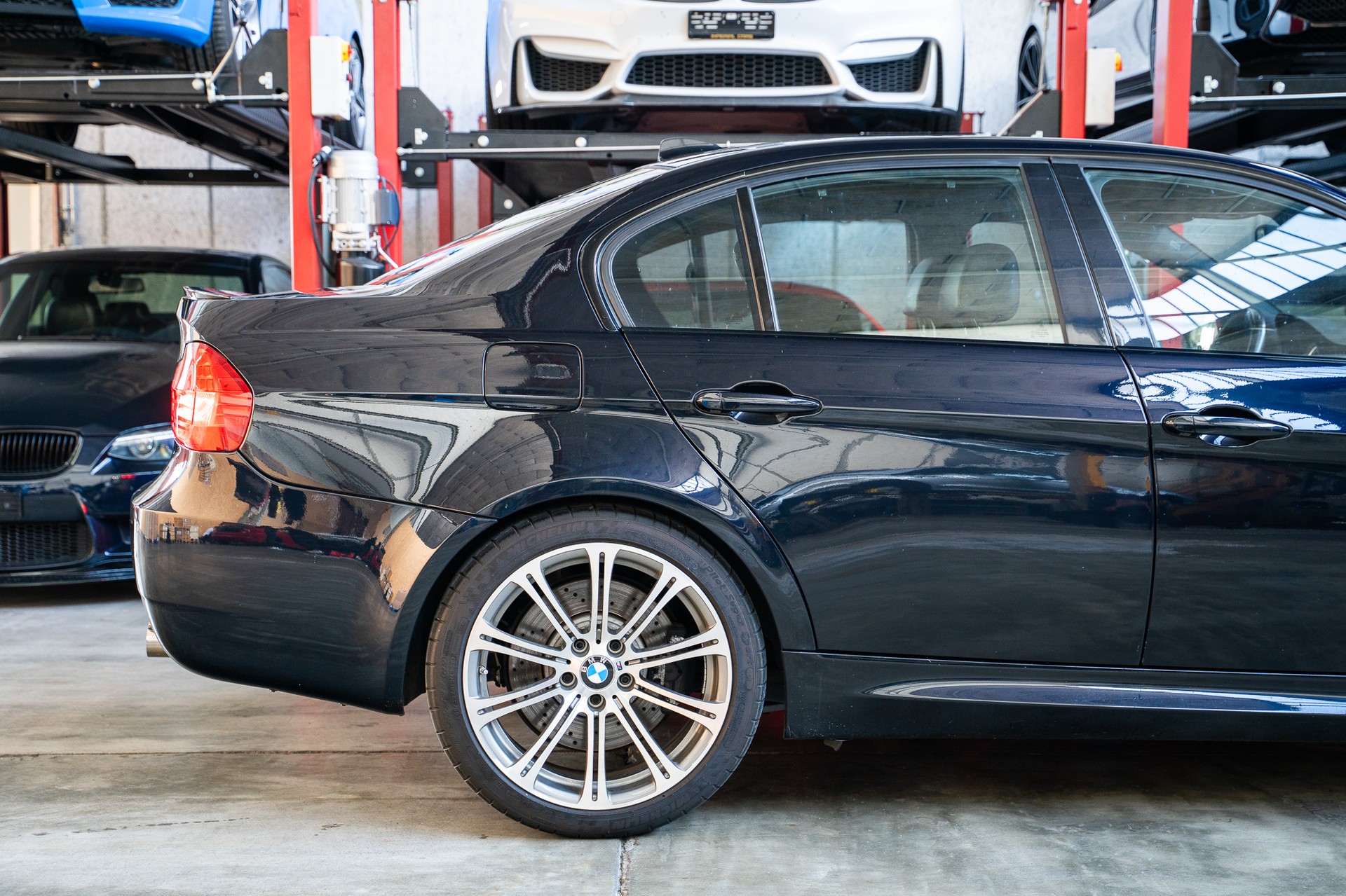 BMW M3 E90 LCI Handschalter-image-5