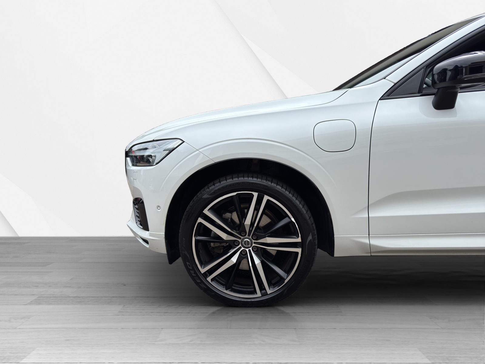 VOLVO XC60 T8 eAWD R-Design Geartronic-image-16