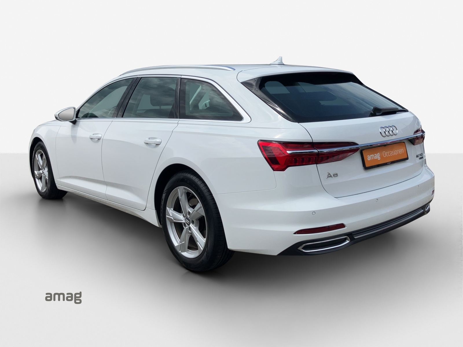 AUDI A6 Avant 40 TDI Sport Attraction quattro S-tronic-image-2