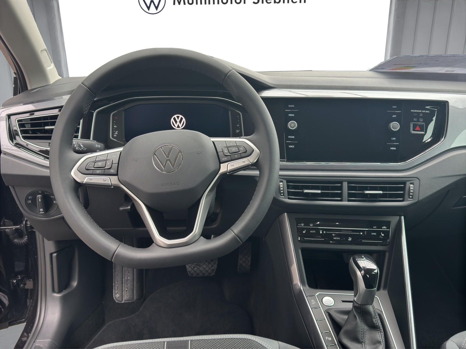 VW Polo 1.0 TSI Style DSG-image-11