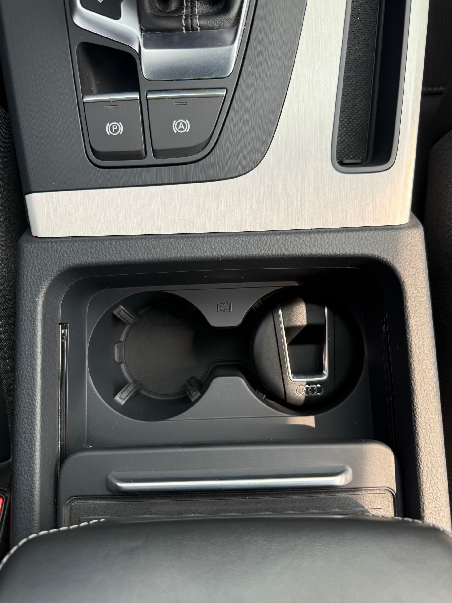 AUDI Q5 2.0 TFSI sport quattro S-tronic-image-28