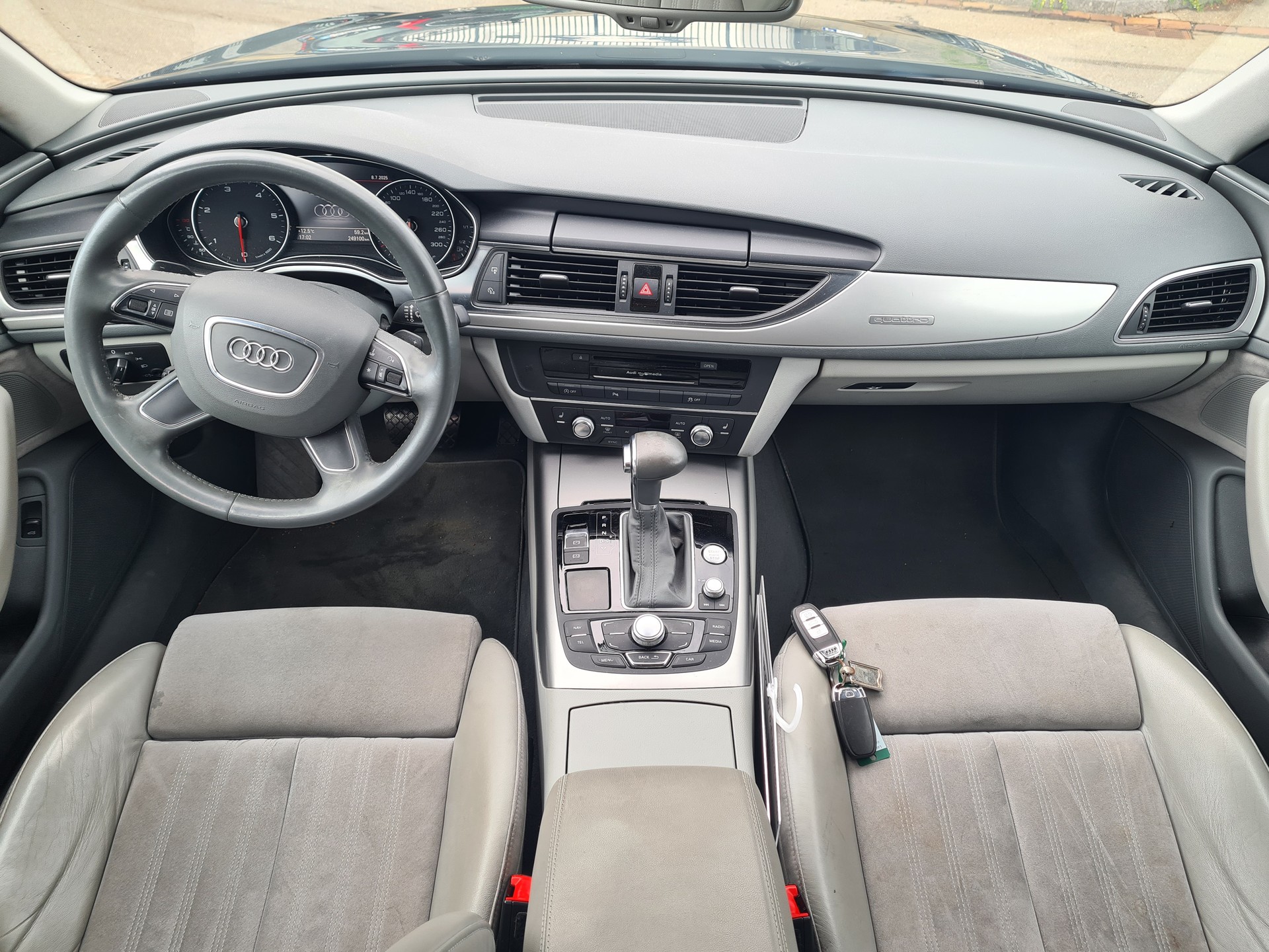 AUDI A6 Avant 3.0 TDI V6 quattro S-tronic-image-10
