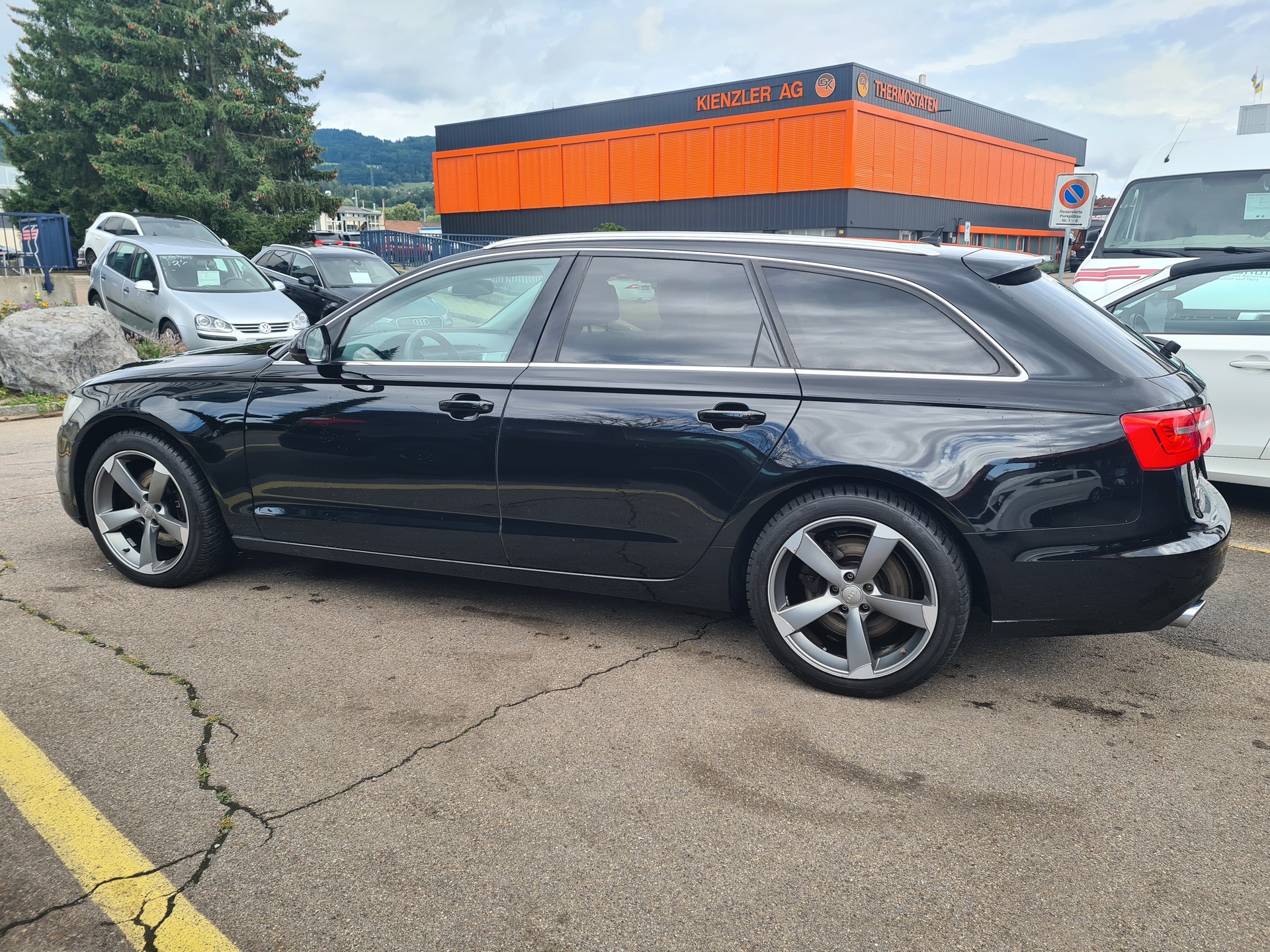 AUDI A6 Avant 3.0 TDI V6 quattro S-tronic-image-3