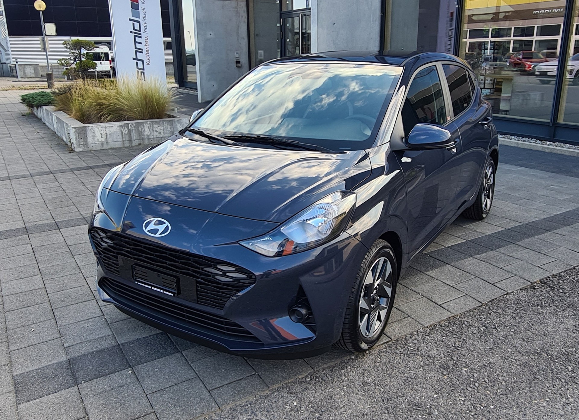 HYUNDAI i10 1.2 Amplia-image-8