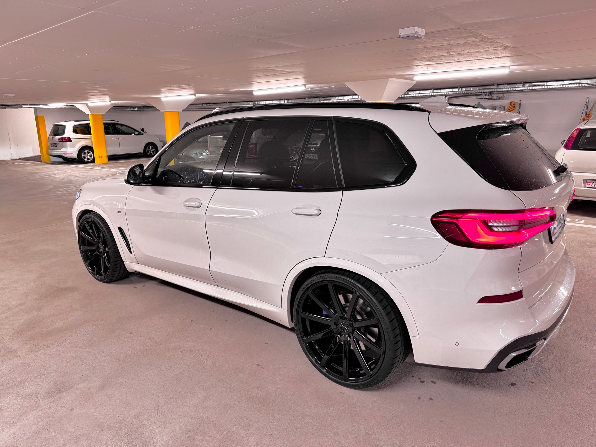 BMW X5 xDrive 40i Steptronic-image-2