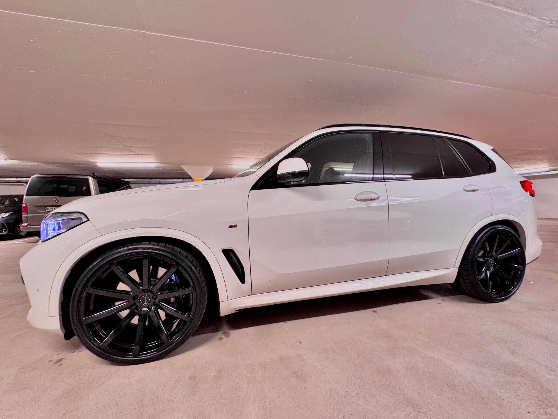 BMW X5 xDrive 40i Steptronic-image-1