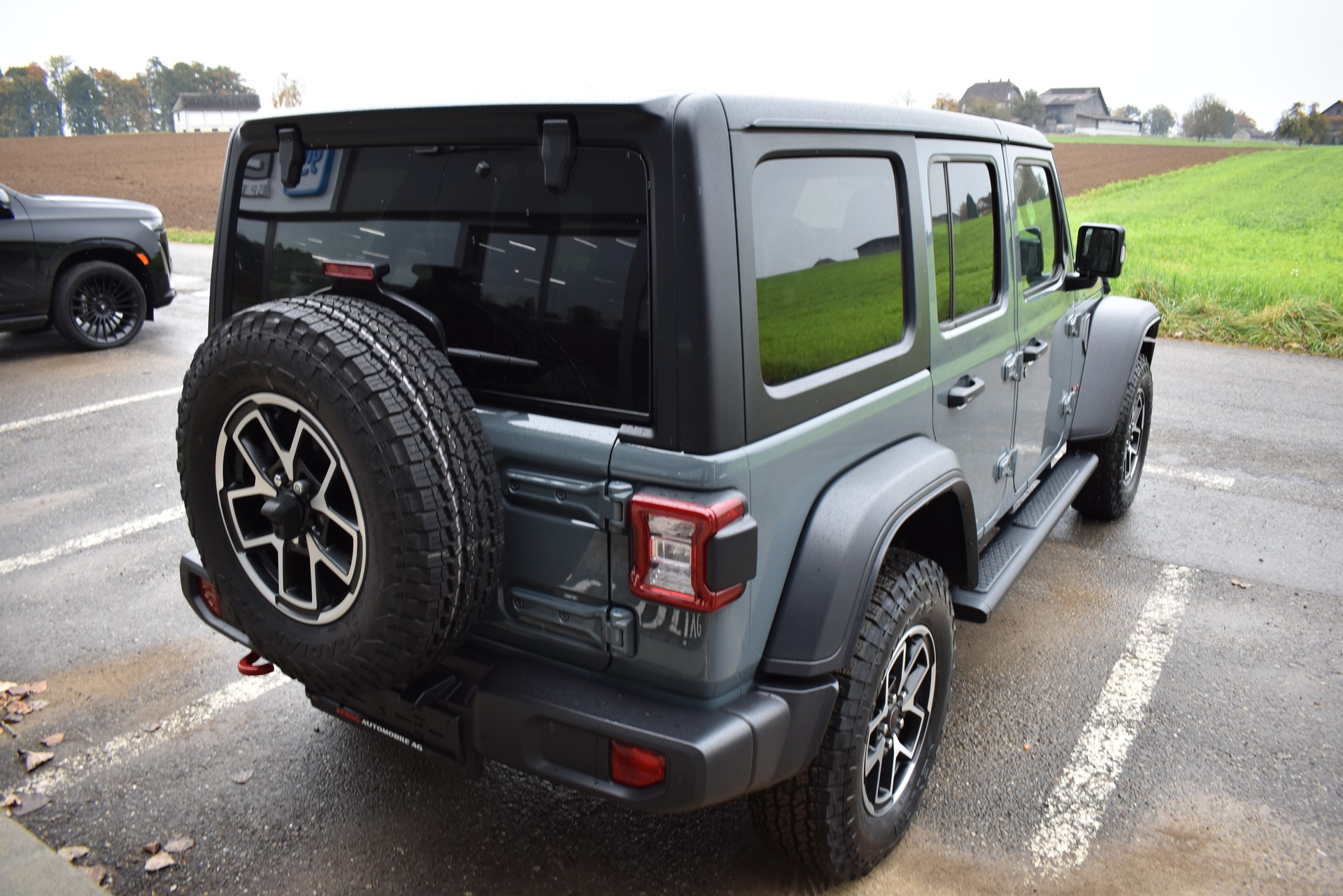 JEEP Wrangler 2.0 Unlimited Rubicon Automatic-image-3