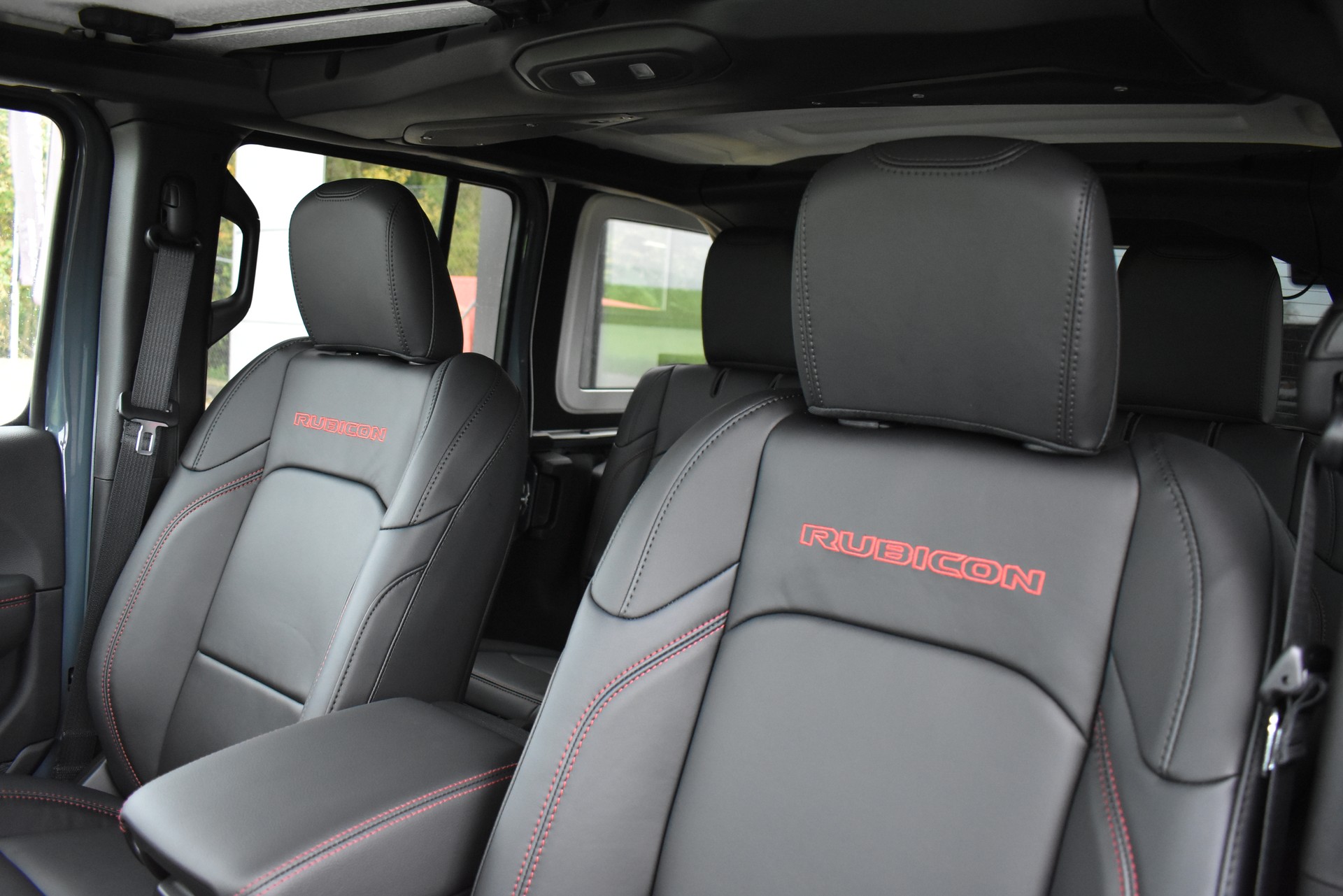 JEEP Wrangler 2.0 Unlimited Rubicon Automatic-image-10