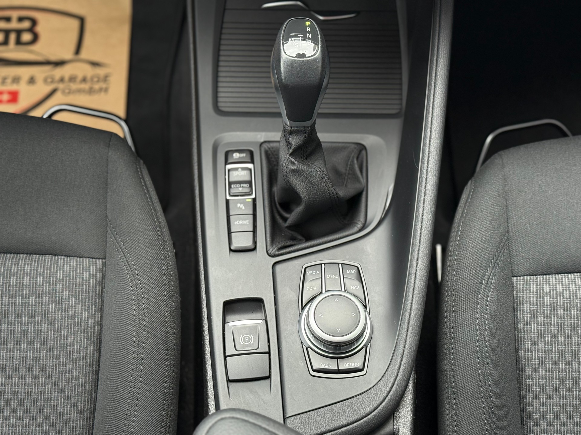BMW X1 xDrive 25e Steptronic-image-16