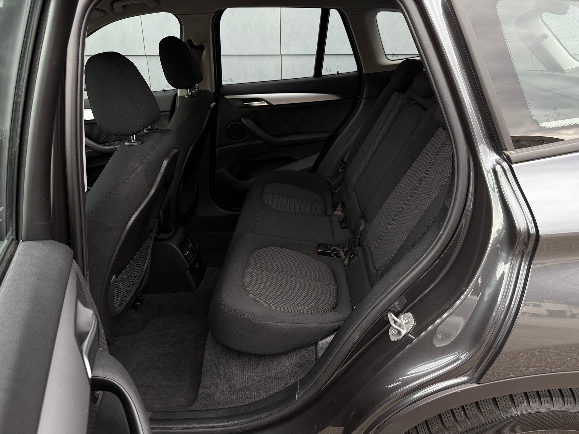 BMW X1 xDrive 25e Steptronic-image-12