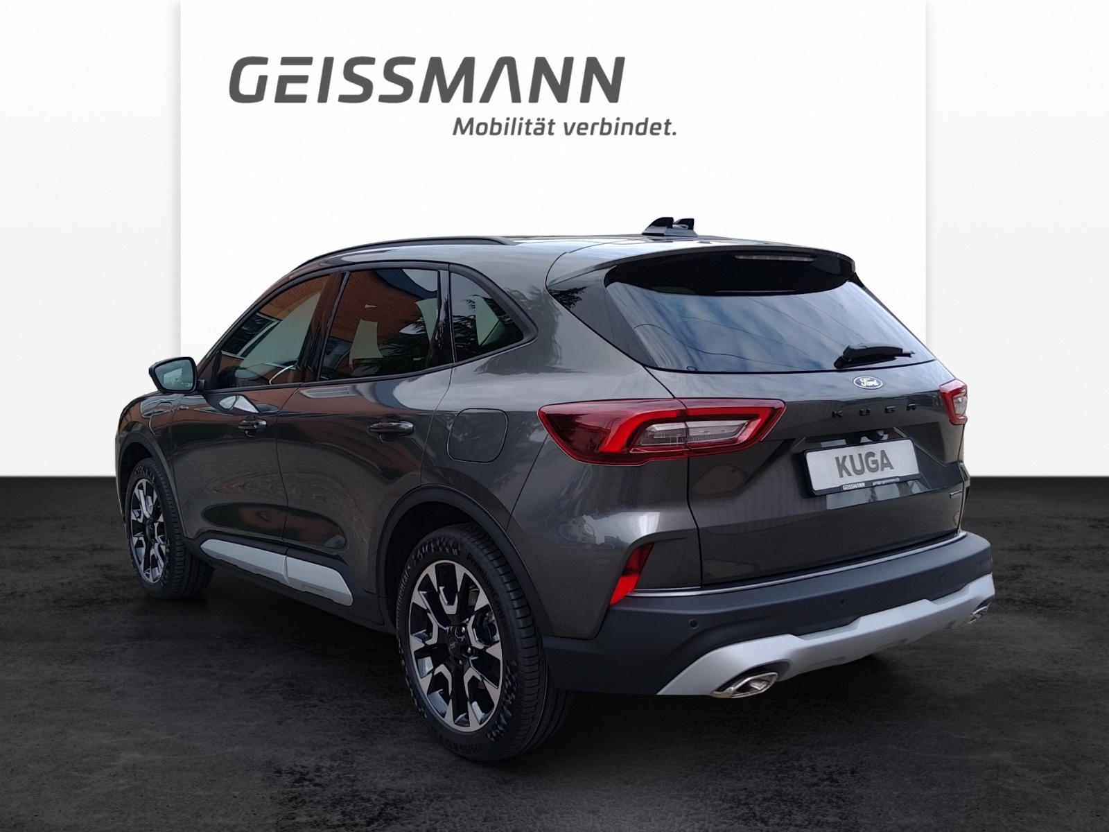 FORD Kuga 2.5 Plug-in Hybrid Active X 242 PS-image-2