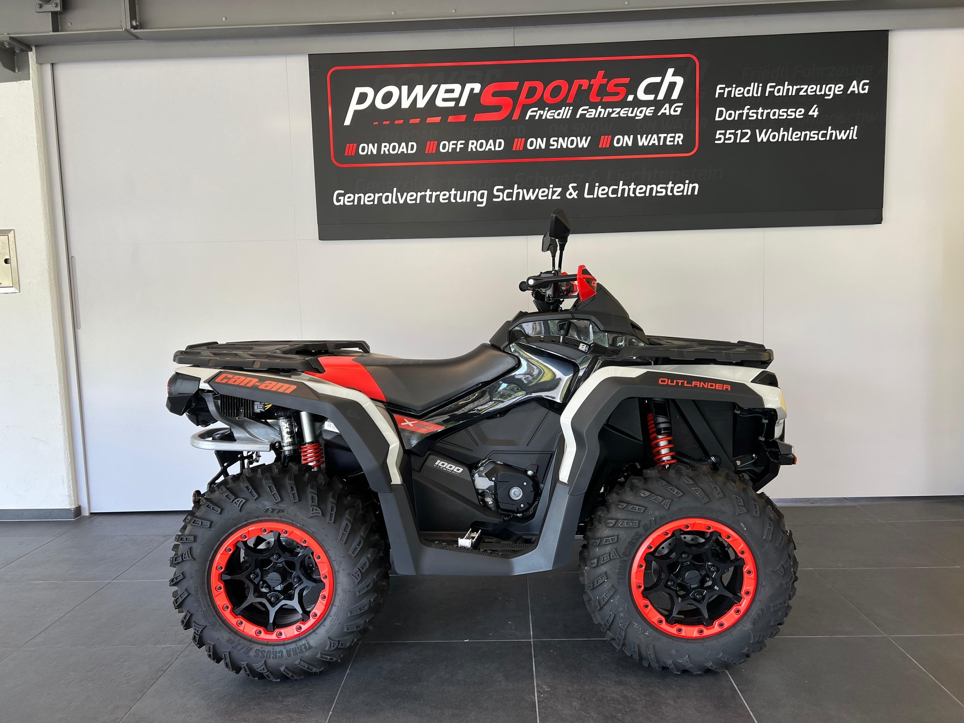 CAN-AM Outlander 1000 XXC ABS-showroom-element-3