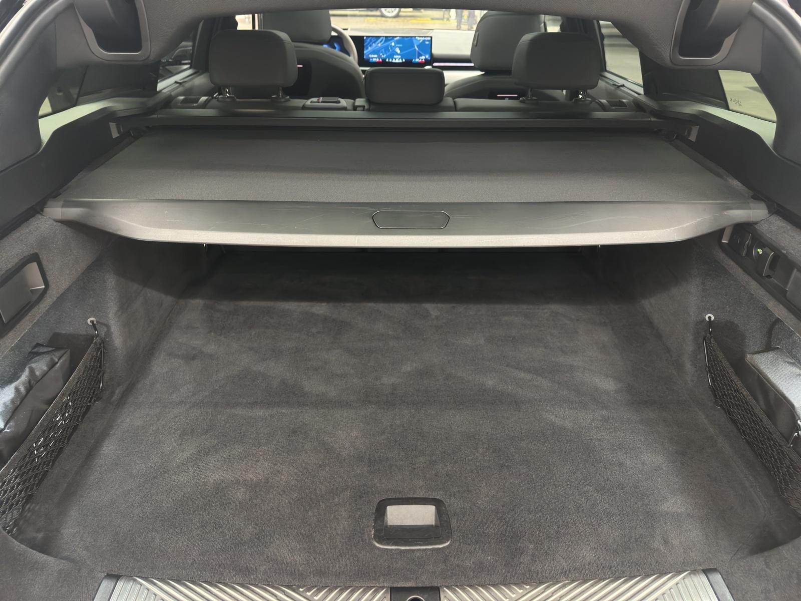 BMW 520d xDrive Touring M Sportpaket Pro/Travel Paket/Innovationspaket-image-17