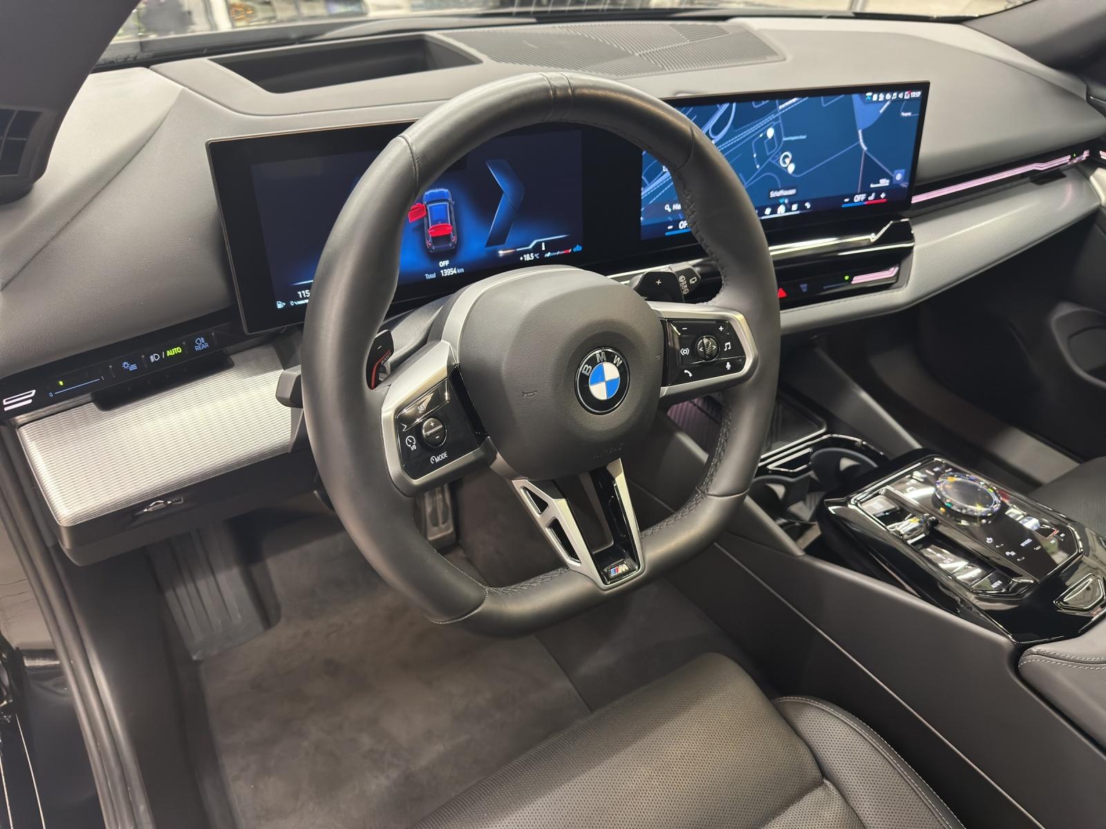 BMW 520d xDrive Touring M Sportpaket Pro/Travel Paket/Innovationspaket-image-12