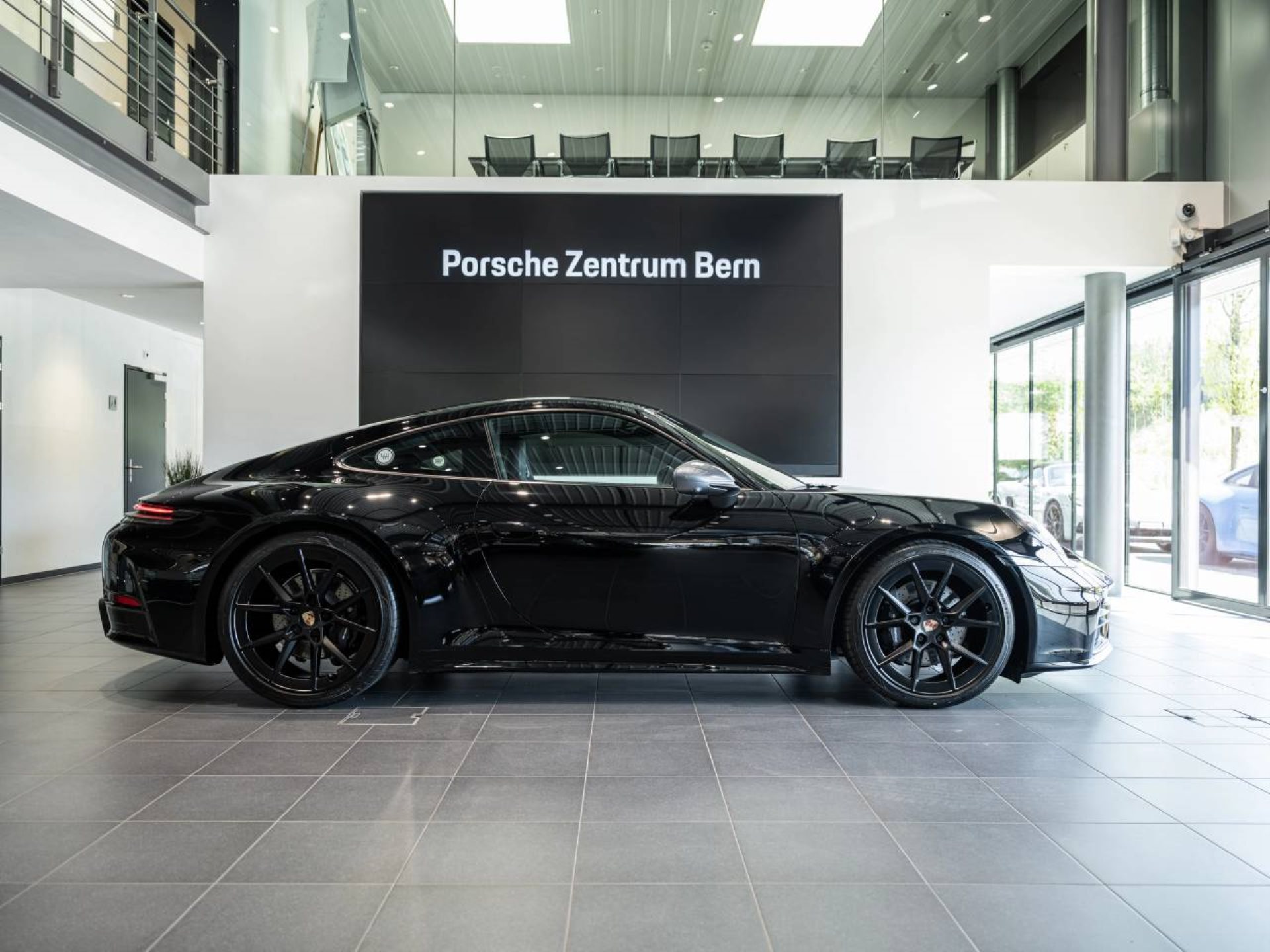PORSCHE 911 Carrera T-image-1