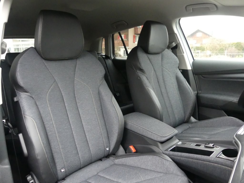 SKODA Elroq 85-image-10