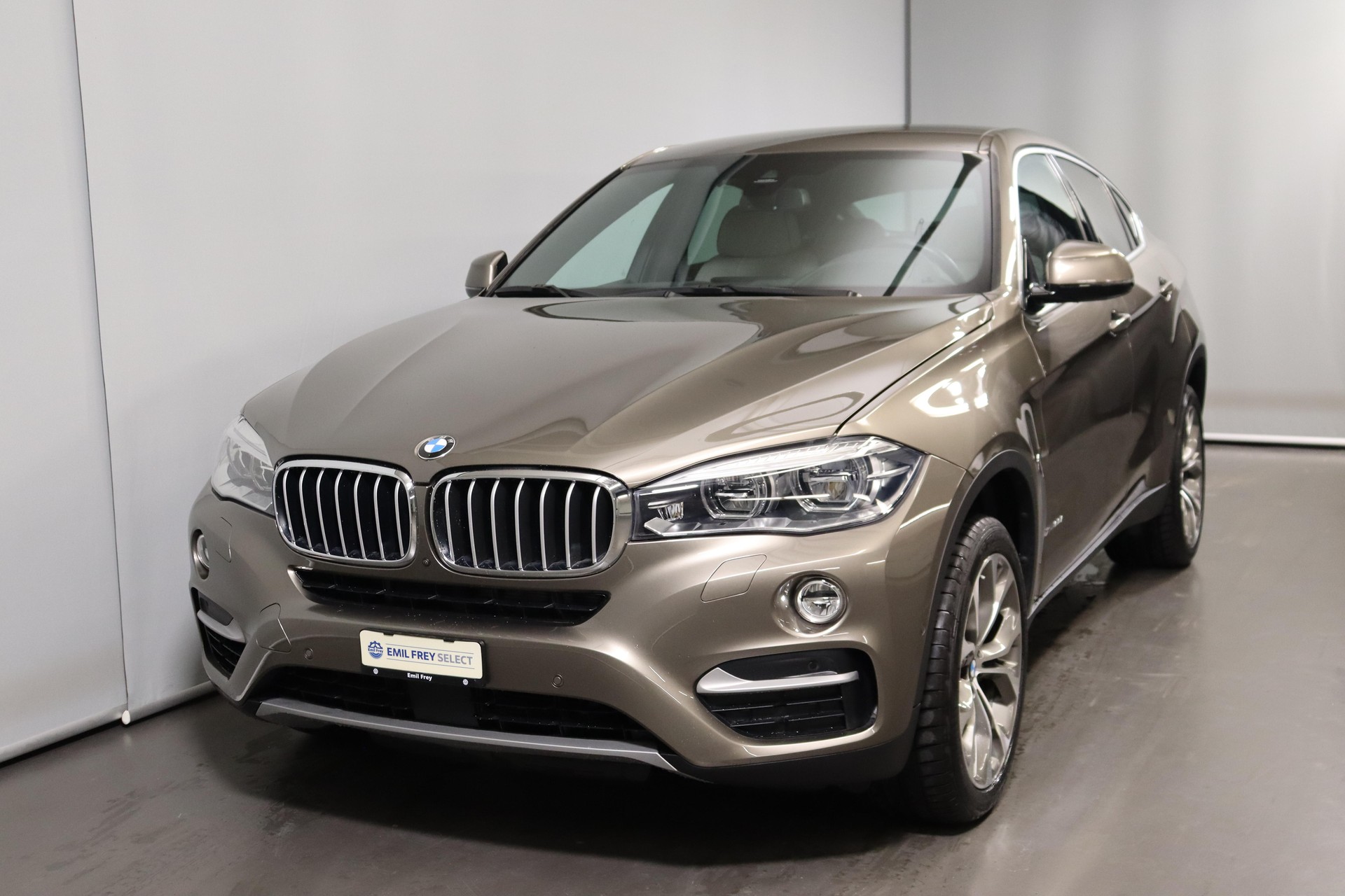 BMW X6 50i xDrive-image-0
