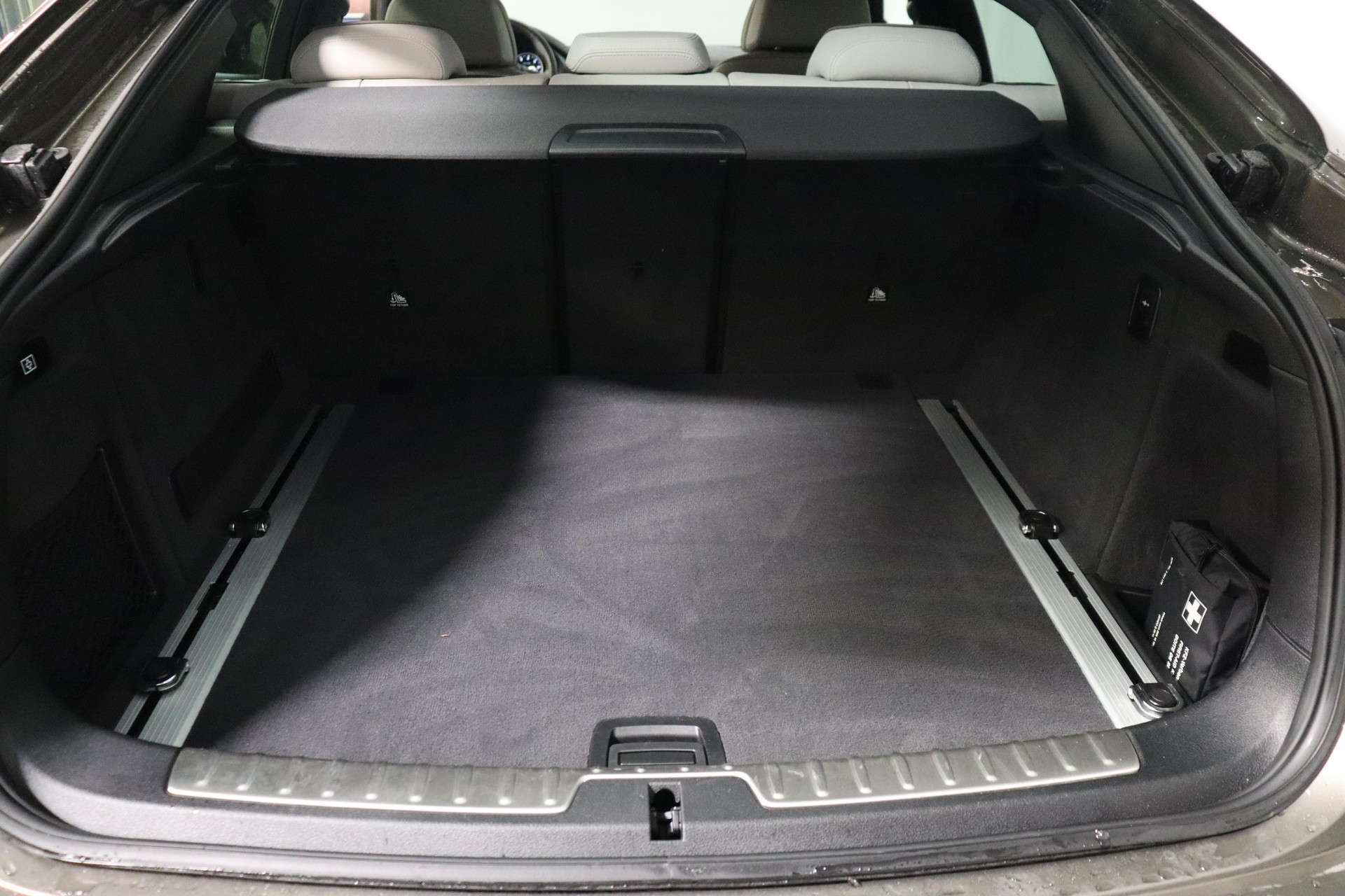 BMW X6 50i xDrive-image-12