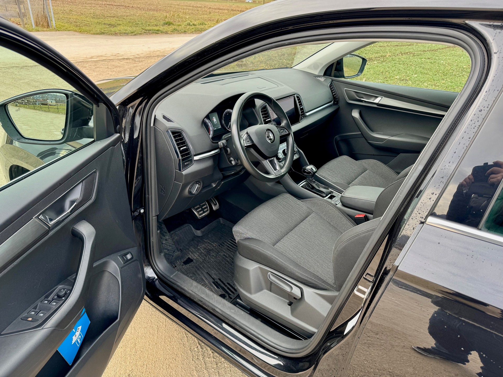 SKODA Karoq 2.0 TDI CR Style 4x4 DSG-image-6
