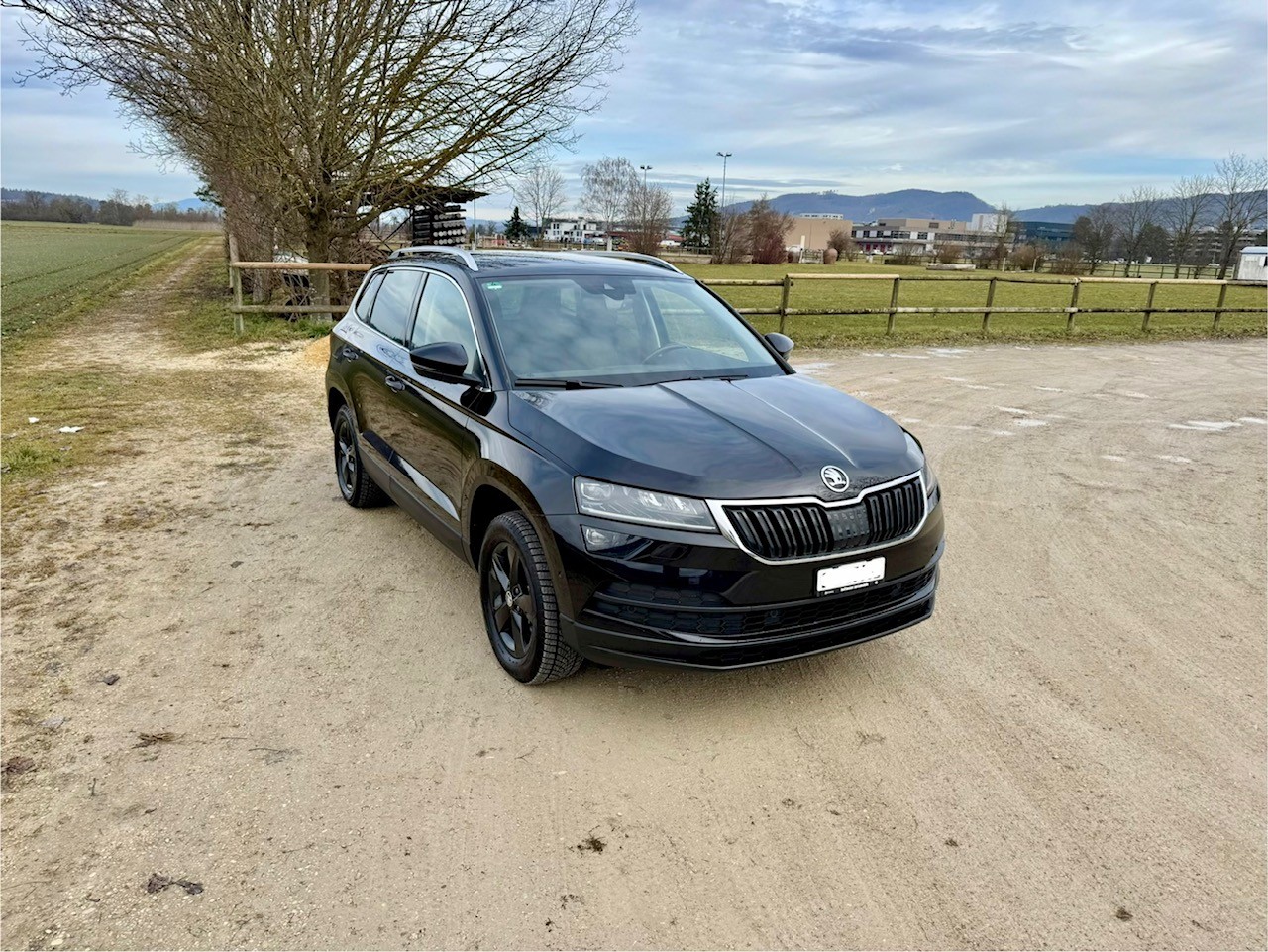 SKODA Karoq 2.0 TDI CR Style 4x4 DSG-image-2