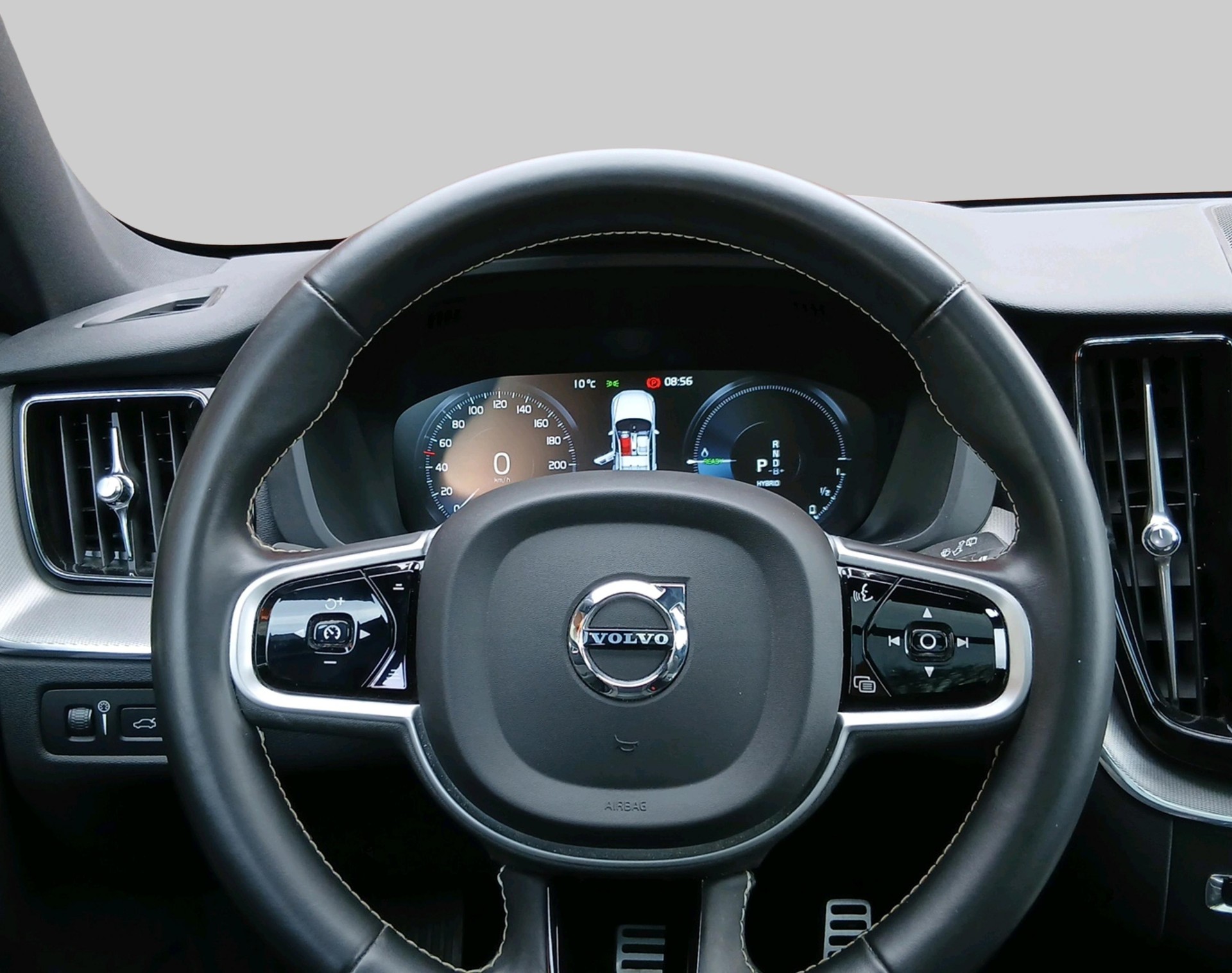 VOLVO XC60 2.0 T6 TE R-Design eAWD-image-12