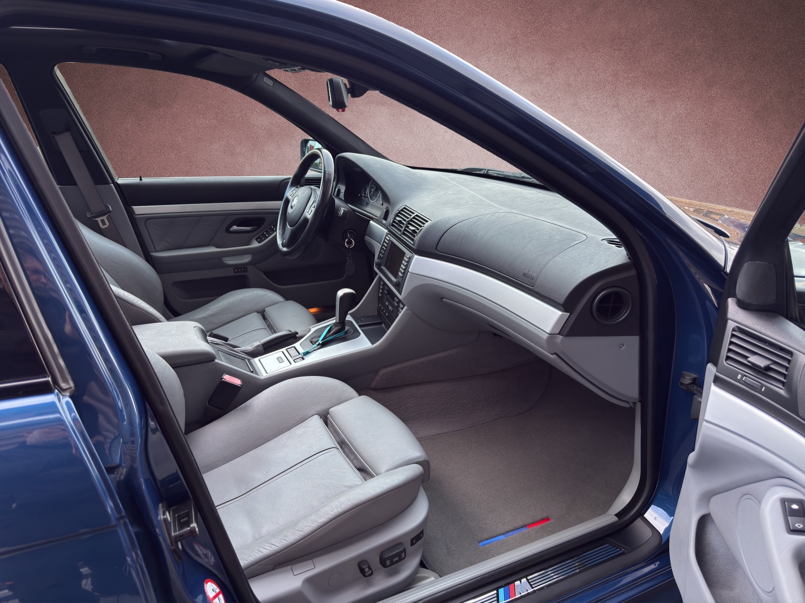 BMW 535i-image-12