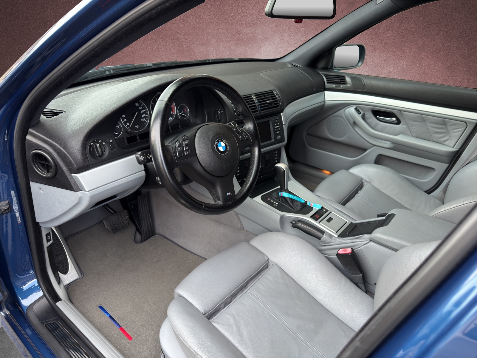 BMW 535i-image-6