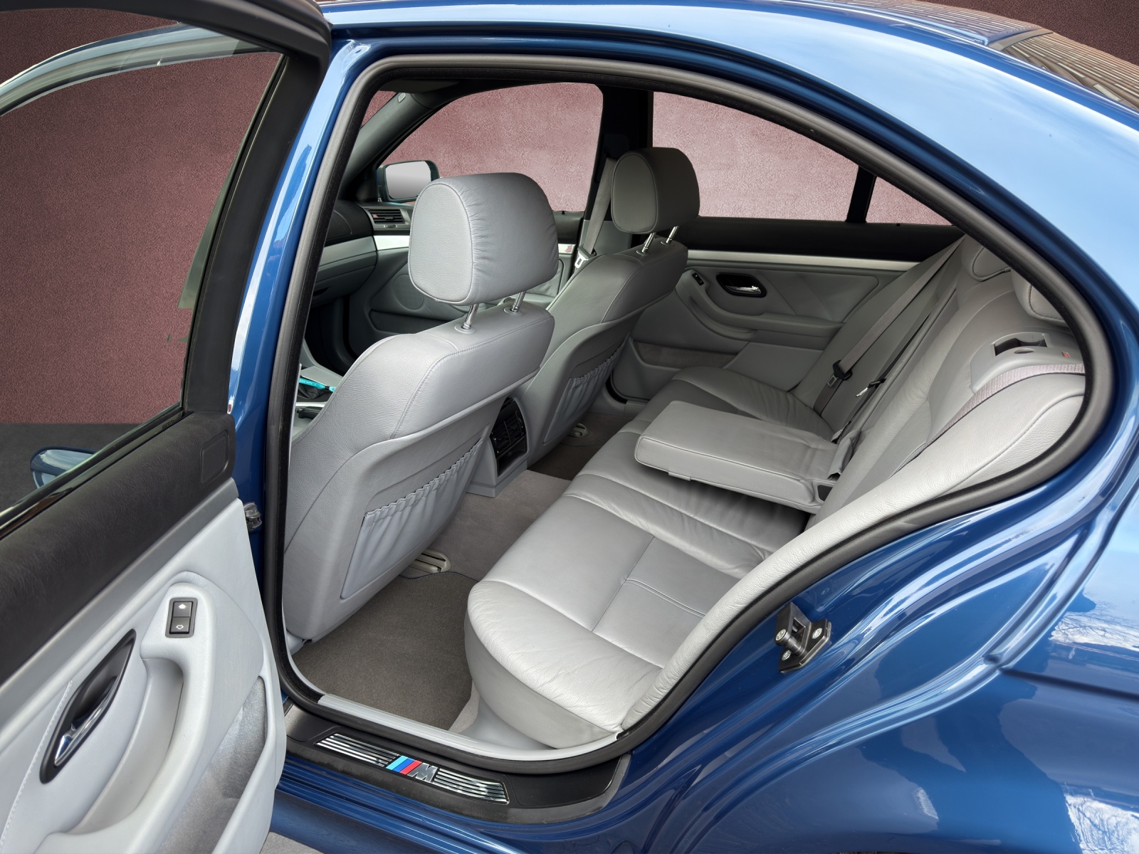 BMW 535i-image-7